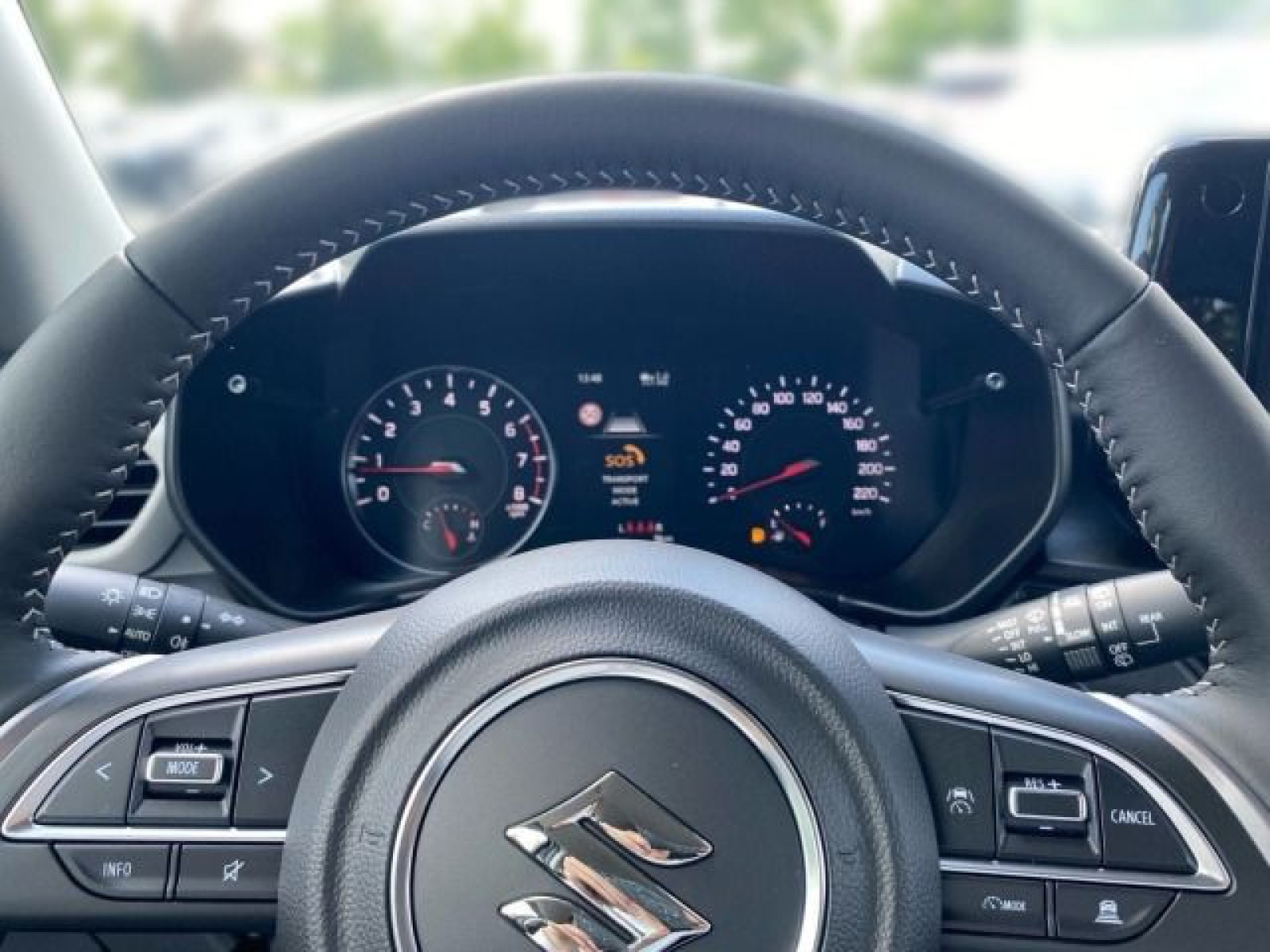 Suzuki Swift Comfort+ Hybrid - SHZ CAM ACC NAVI CarPlay