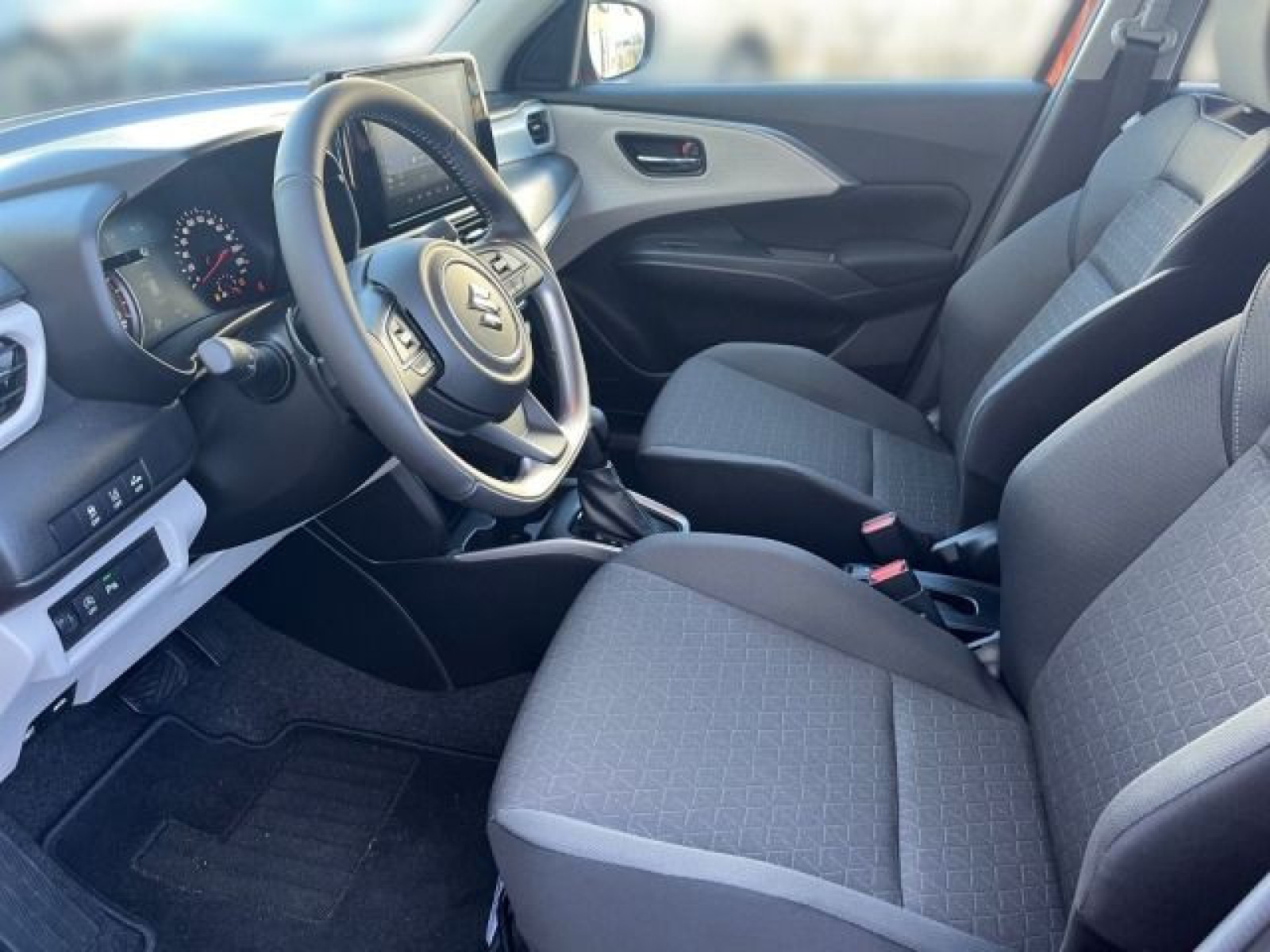 Suzuki Swift Comfort+ Hybrid - SHZ CAM ACC NAVI CarPlay
