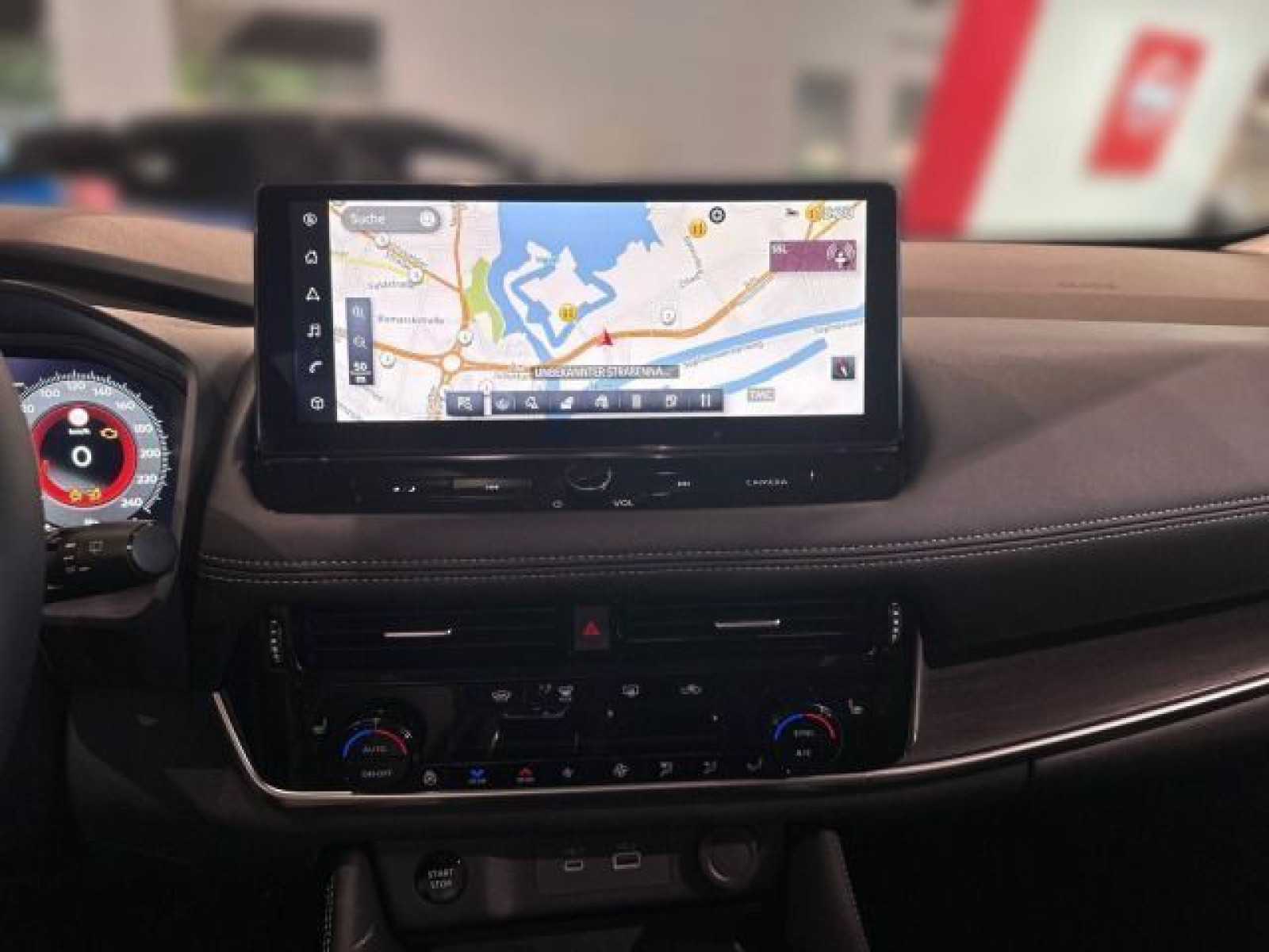 Nissan X-Trail Tekna+ 1.5 AT - PANO BOSE HUD LEDER MEMO