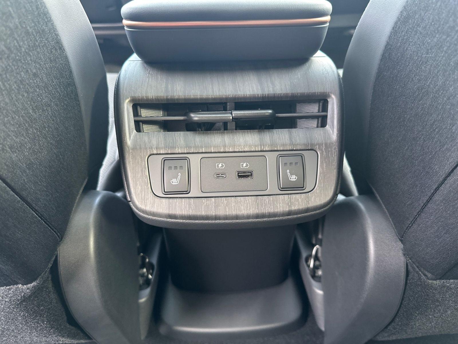 Nissan ARIYA 87 kWh EVOLVE PACK+BOSE*PANO*LED*HUD*ACC