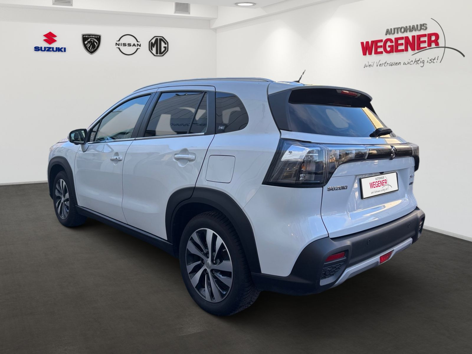 Suzuki SX4 S-CROSS COMFORT+ 1.5 HYBRID 4x4 AT/AGS