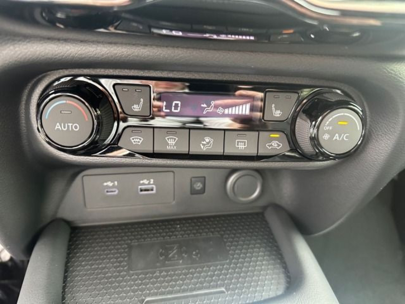 Nissan JUKE Tekna 1.0 AT - NAVI SHZ 360°CAM LED FAS