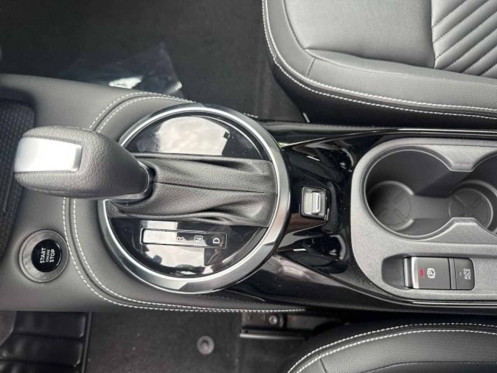 Nissan JUKE Tekna 1.0 AT - NAVI SHZ 360°CAM LED FAS