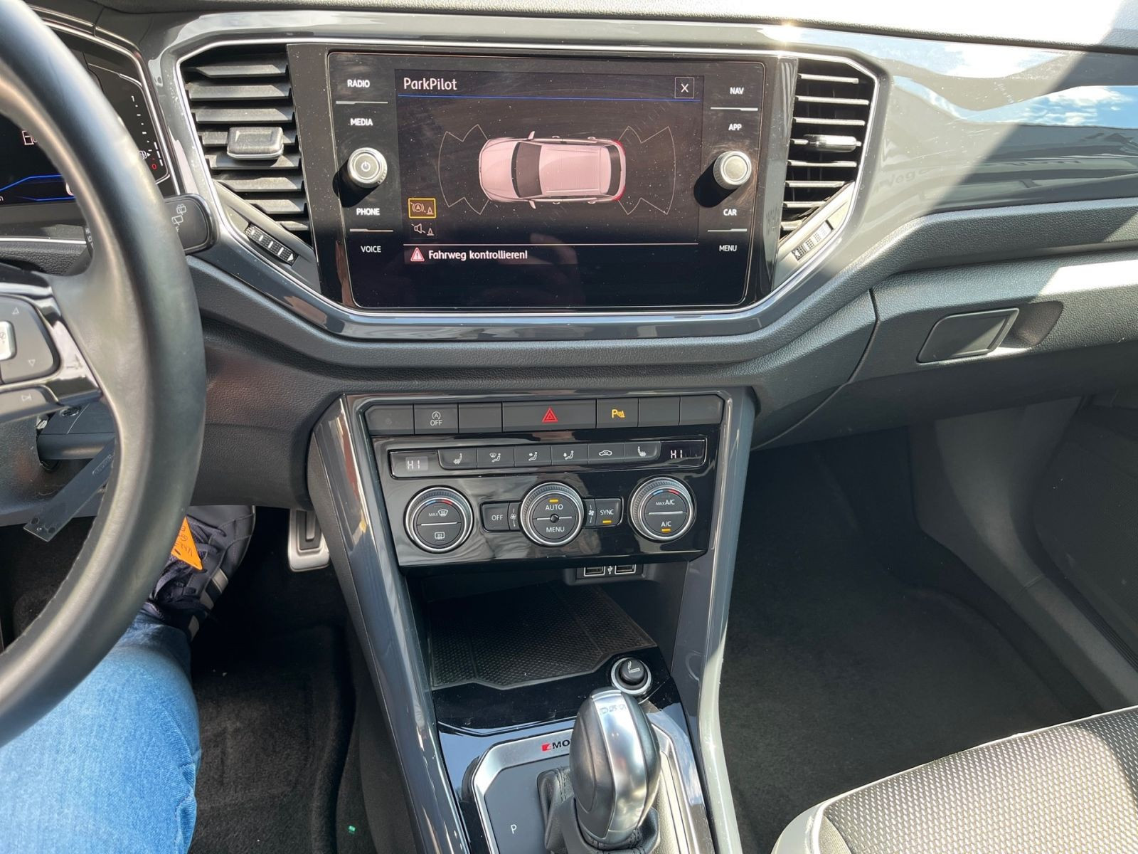 Volkswagen T-Roc 2.0 TSI 4Motion Navi*Bluetooth*ACC*LED