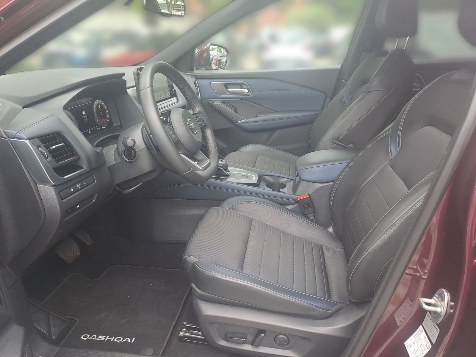 Nissan Qashqai Tekna 1.3 AT - HEADUP NAVI 360° CarPlay