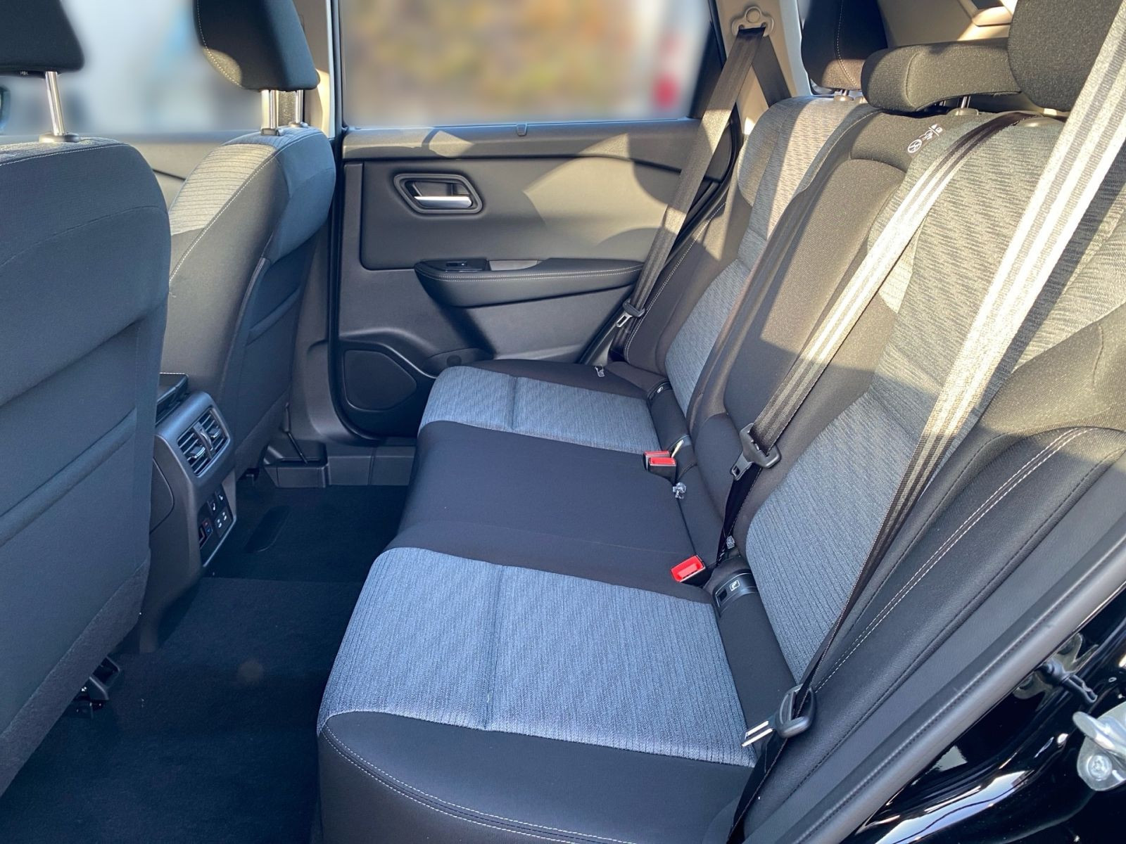 Nissan X-Trail Acenta 1.5 AT - MHEV CarPlay NAVI FAMILIY