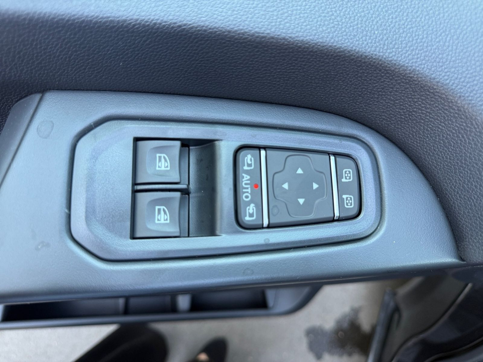 Nissan Primastar Kombi L2H1 3,0t