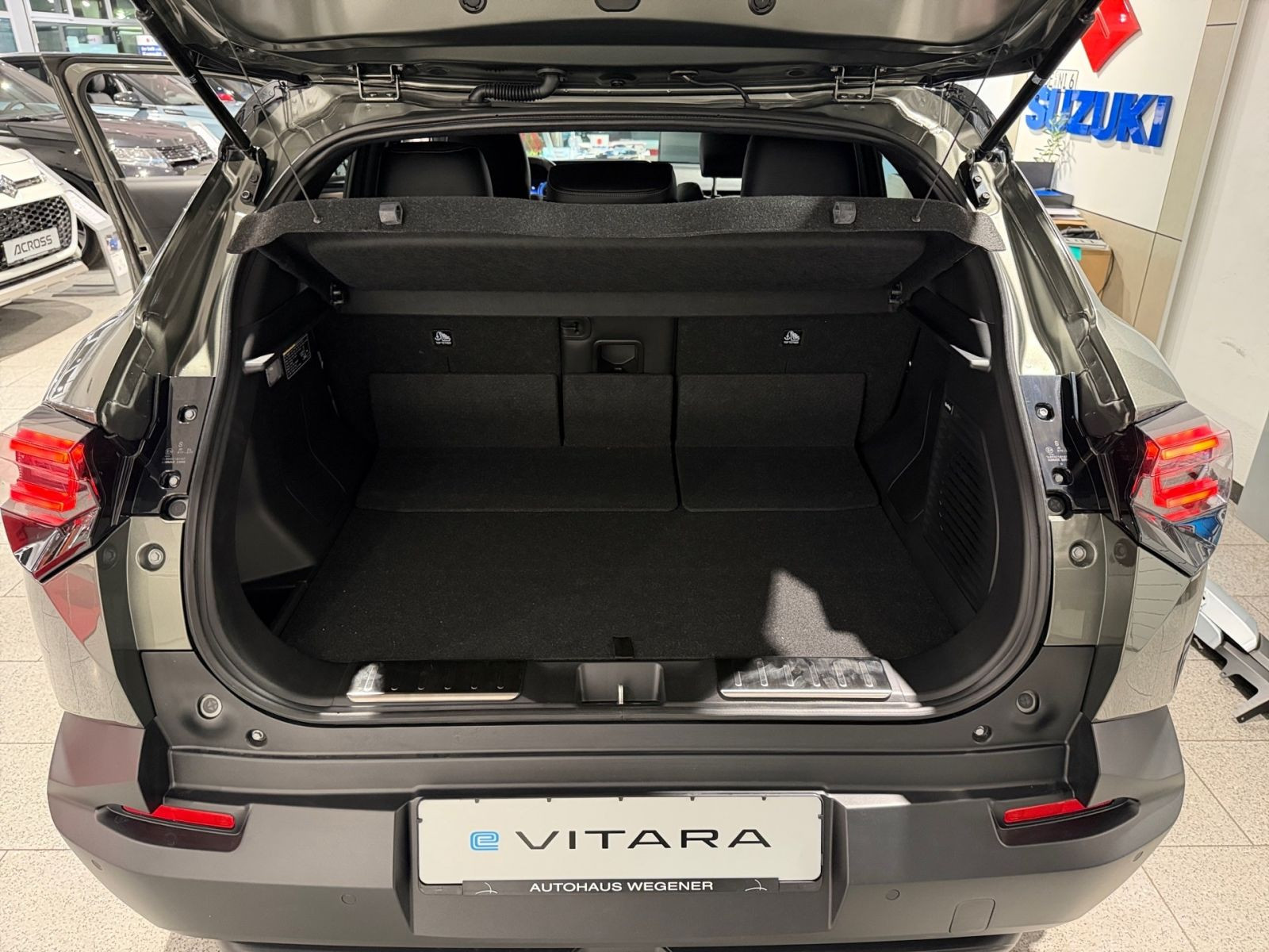 Suzuki e VITARA 61kWh ALLGRIP-e Comfort+ | 6000€ Prämie