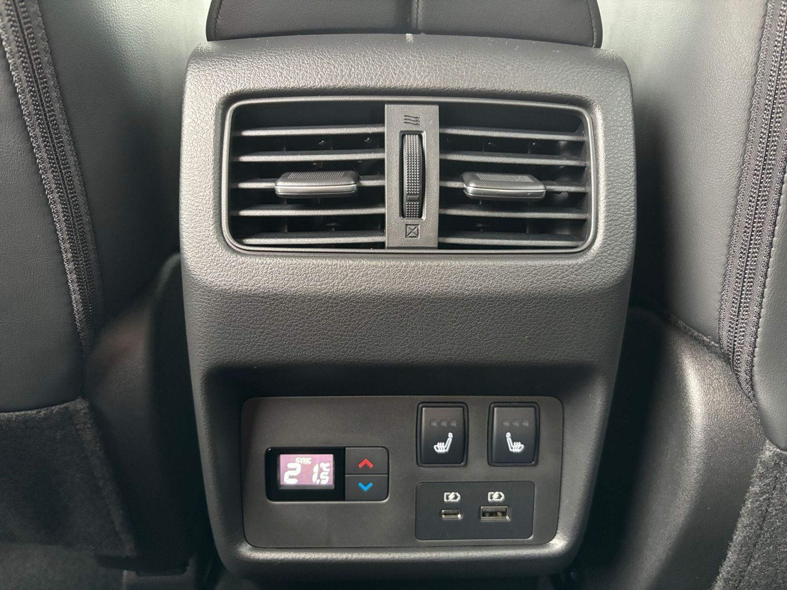 Nissan X-Trail Tekna 1.5 AT - 4x4 HUD LED LKA SWA SHZ BFS