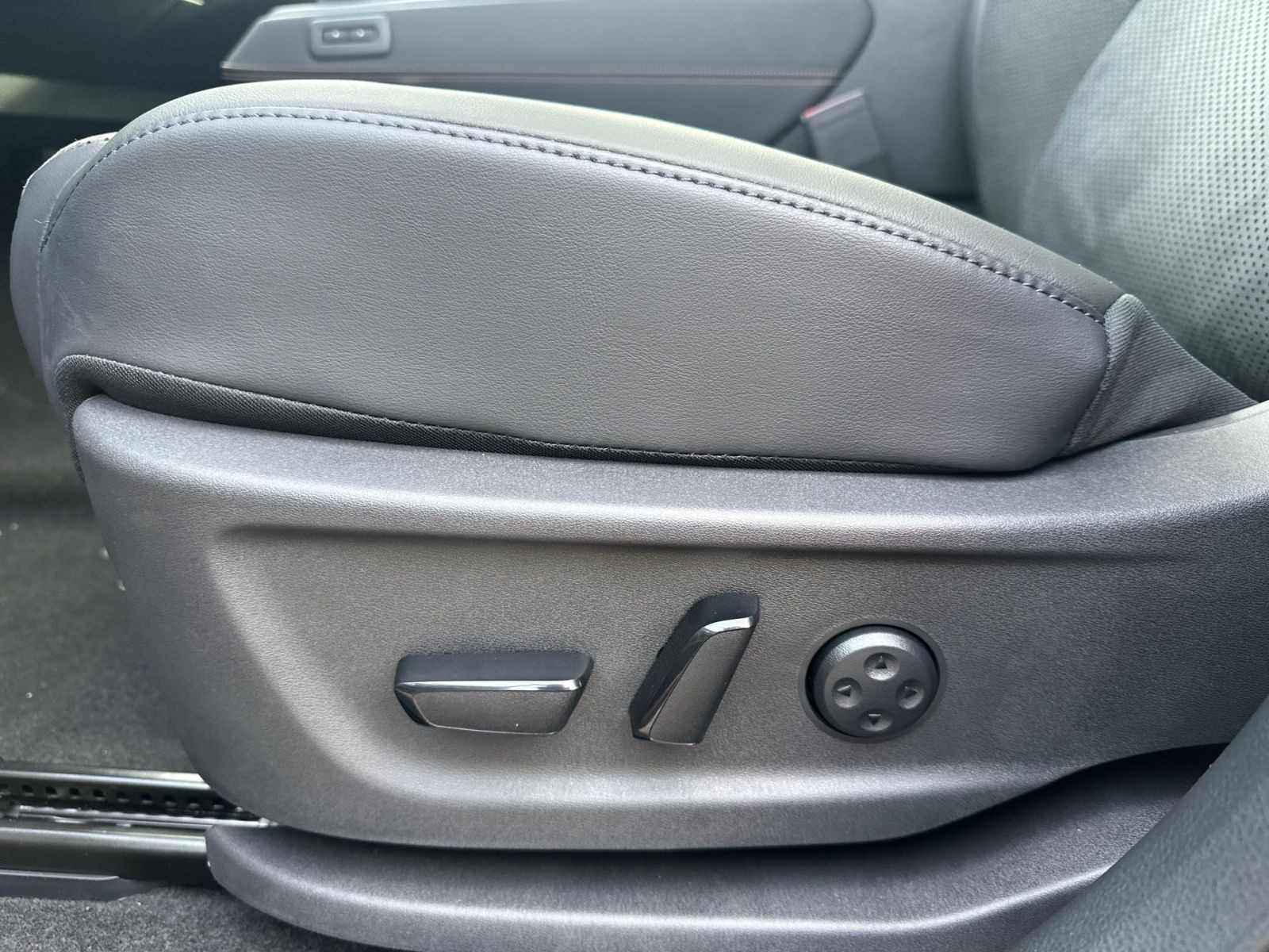 Nissan ARIYA 87 kWh EVOLVE PACK+BOSE*PANO*LED*HUD*ACC