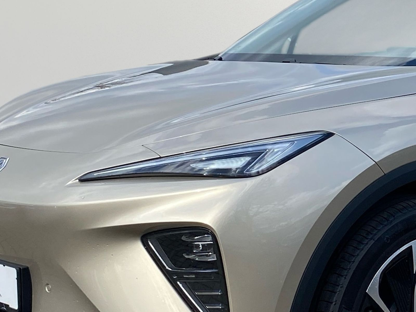 MG MGS6 EV Luxury RWD*HUD*360*PANO*Sitzklima*Ambi*