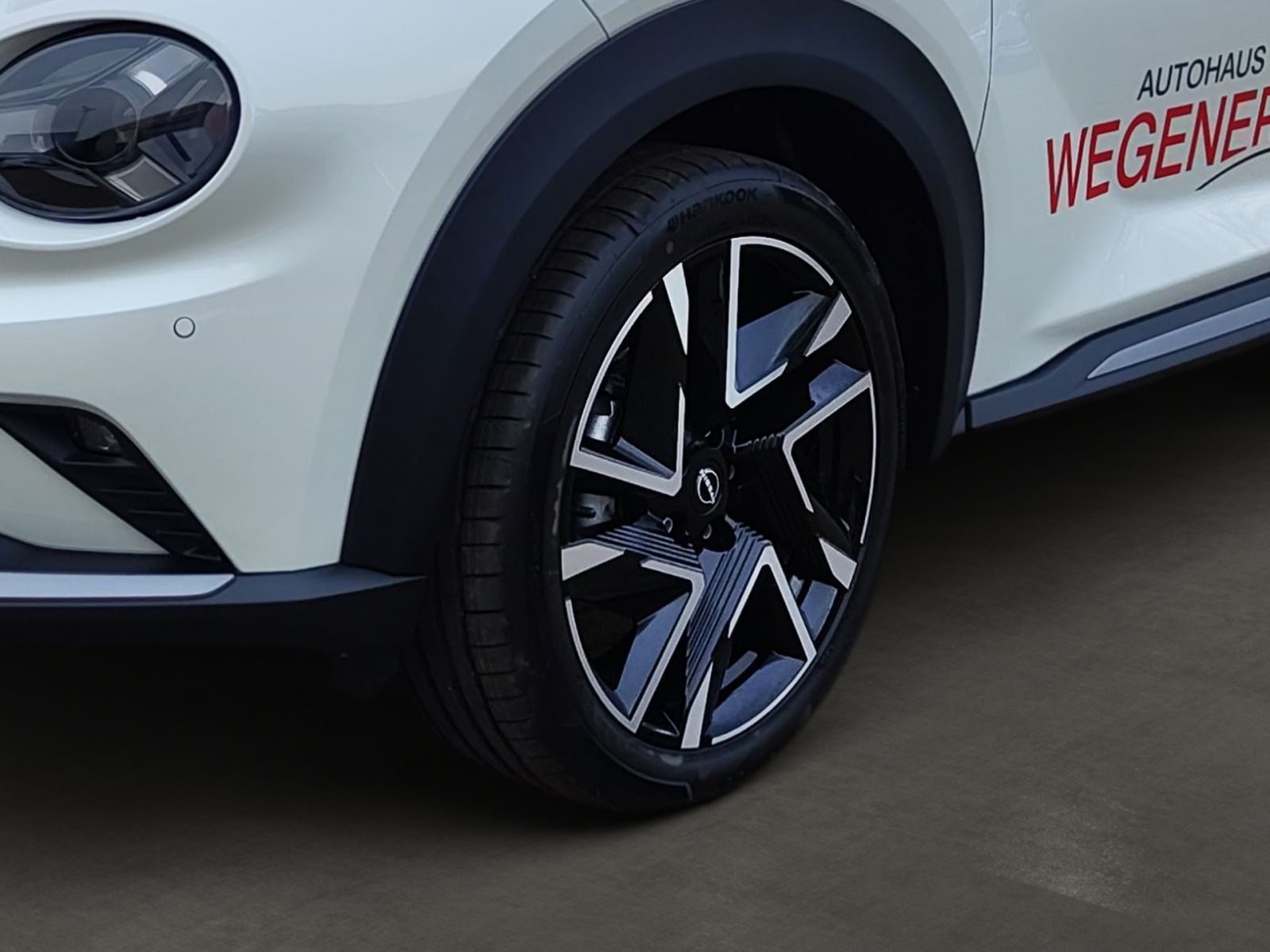 NISSAN JUKE N-DESIGN 6MT 19"LM SHZ 360 KAM Alcantara®
