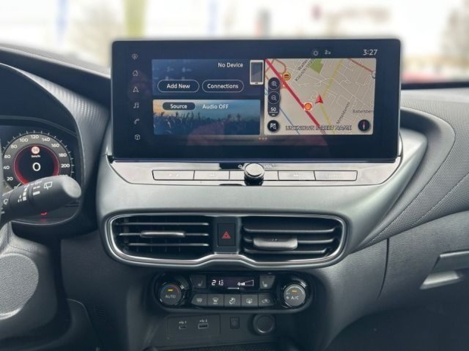 Nissan JUKE N-Connecta 1.6 Hyb. AT - SHZ PDC CarPlay