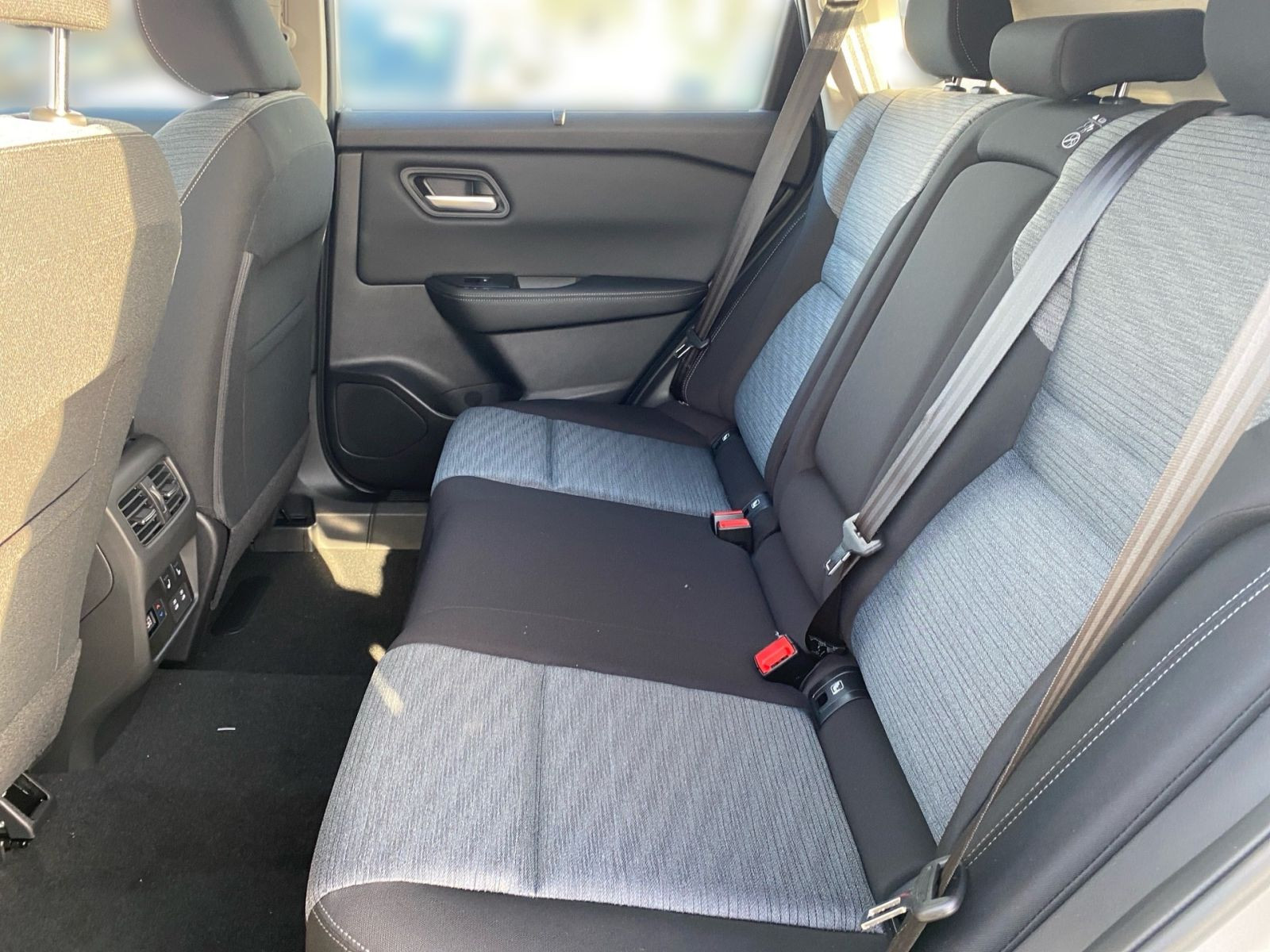 Nissan X-Trail Acenta 1.5 AT - MHEV CarPlay NAVI FAMILY