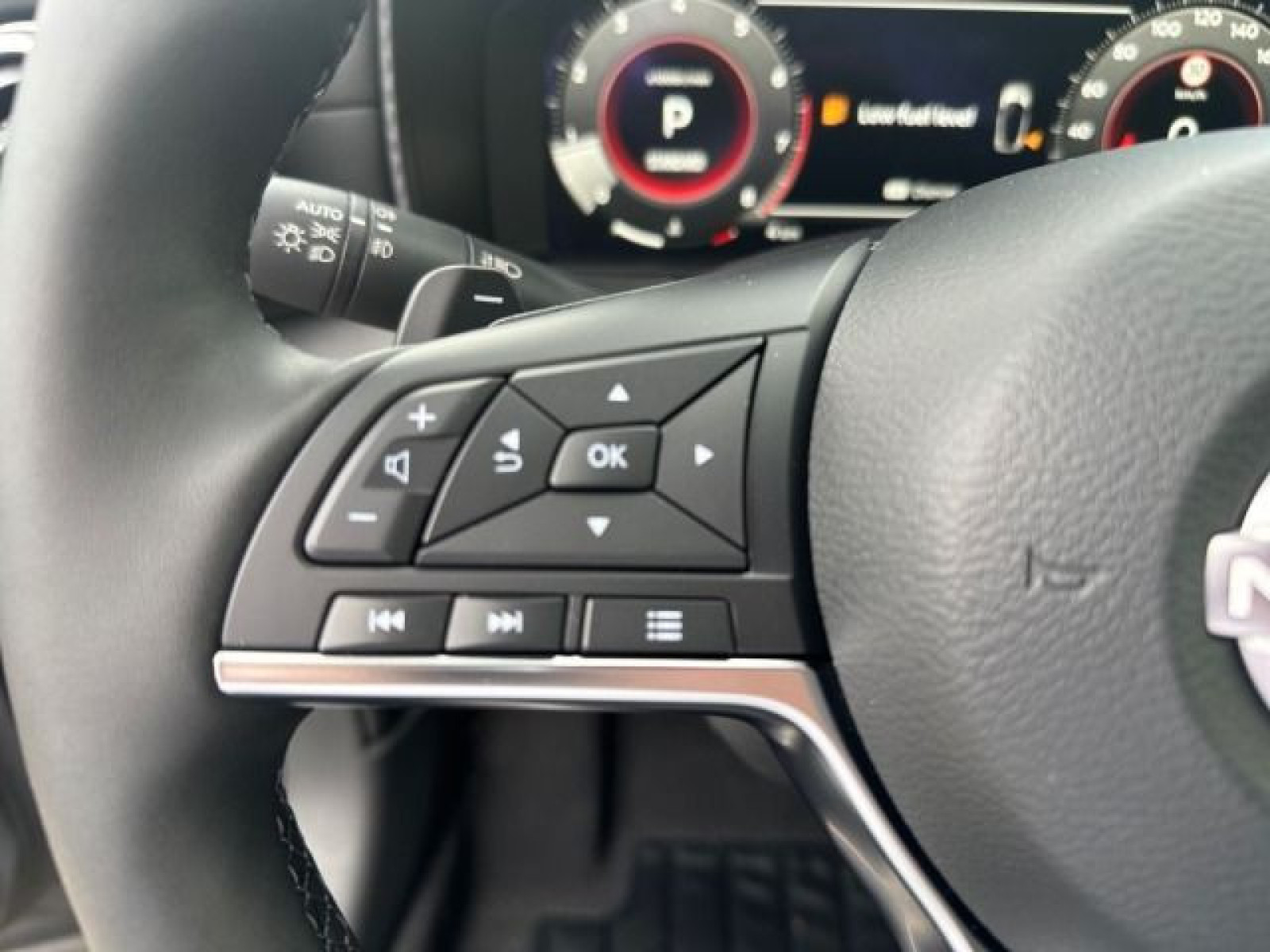 Nissan JUKE Tekna 1.0 AT - NAVI SHZ 360°CAM LED FAS