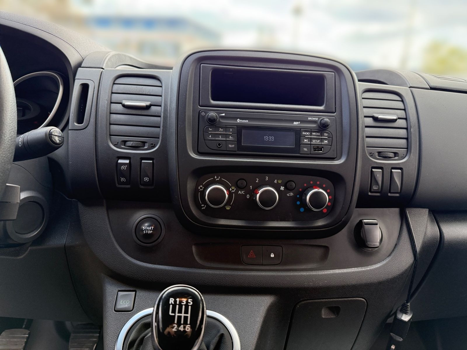 Nissan NV300 Kasten L1H1 2,7t MT COM