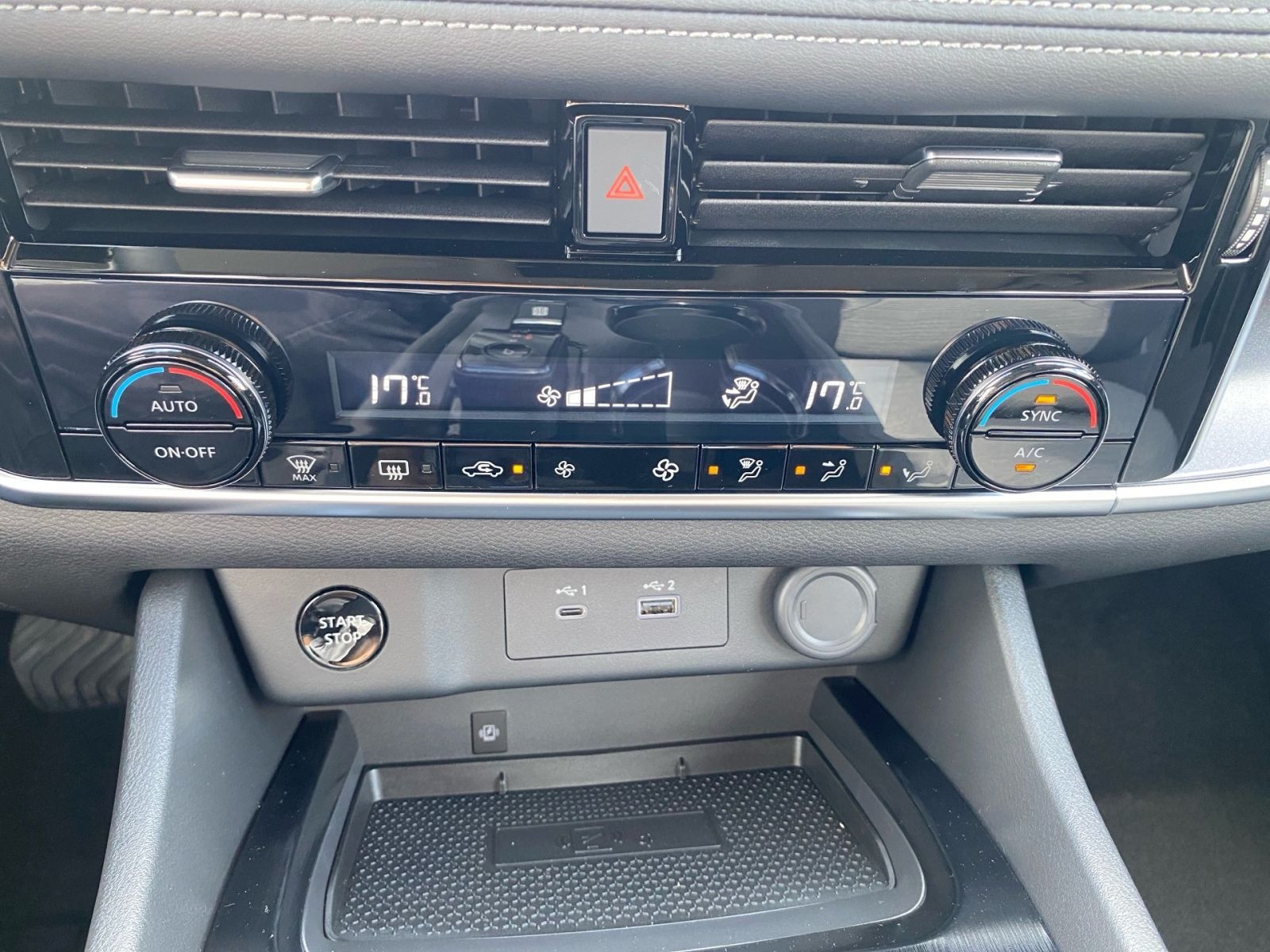 Nissan X-Trail Acenta 1,5 AT - 4x4 Keyless LED NC DAB